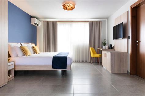 antoniel suites